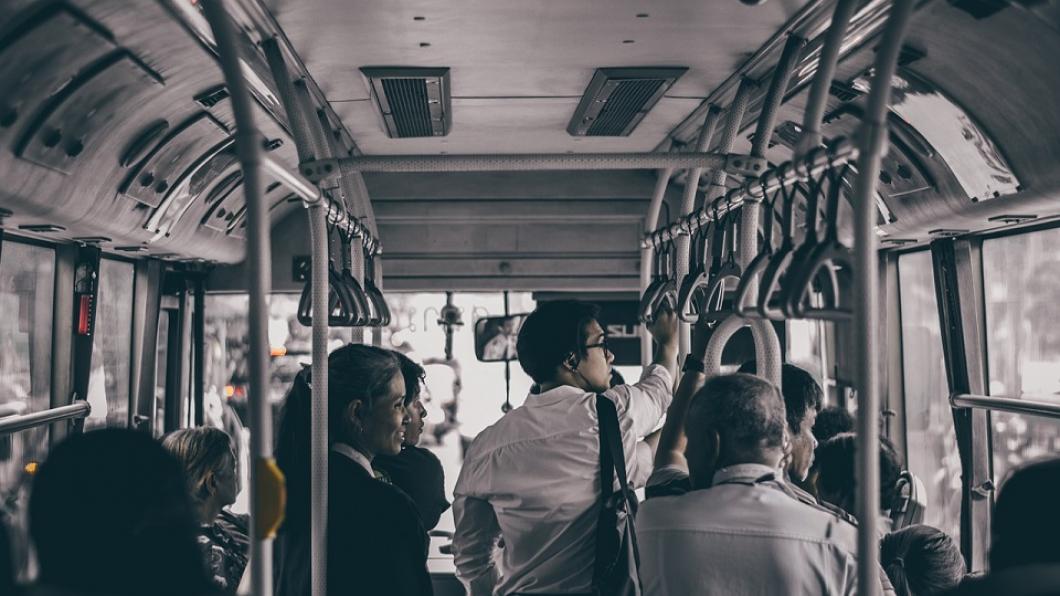 bus-3654122_1280.jpg