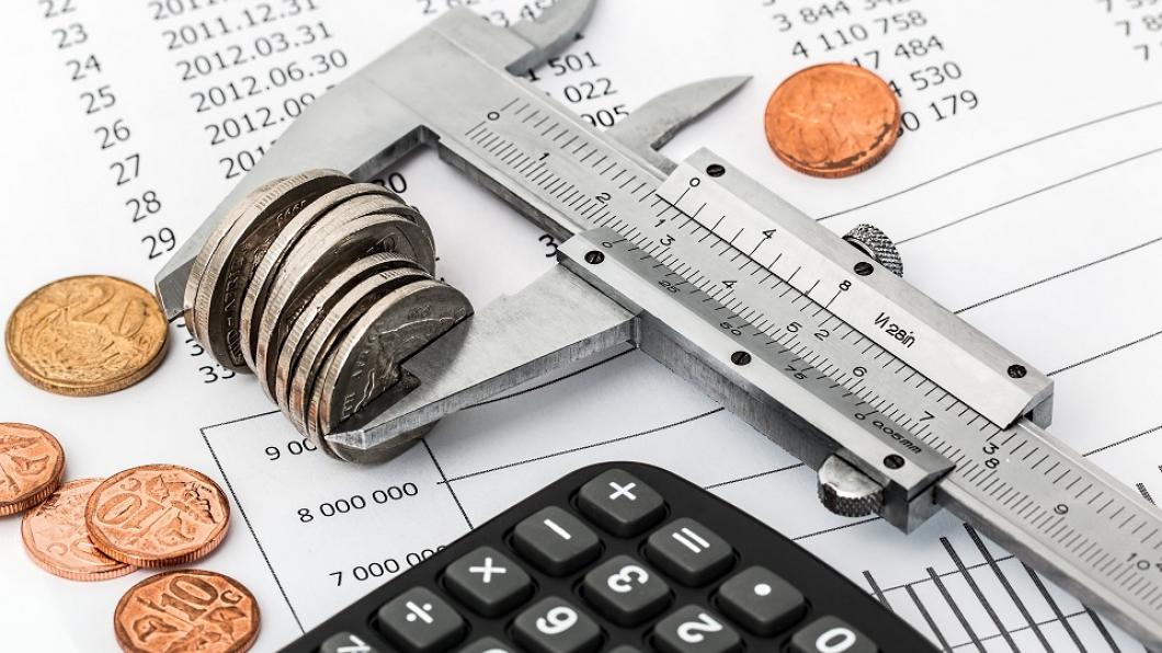 savings-2789112_1920.jpg